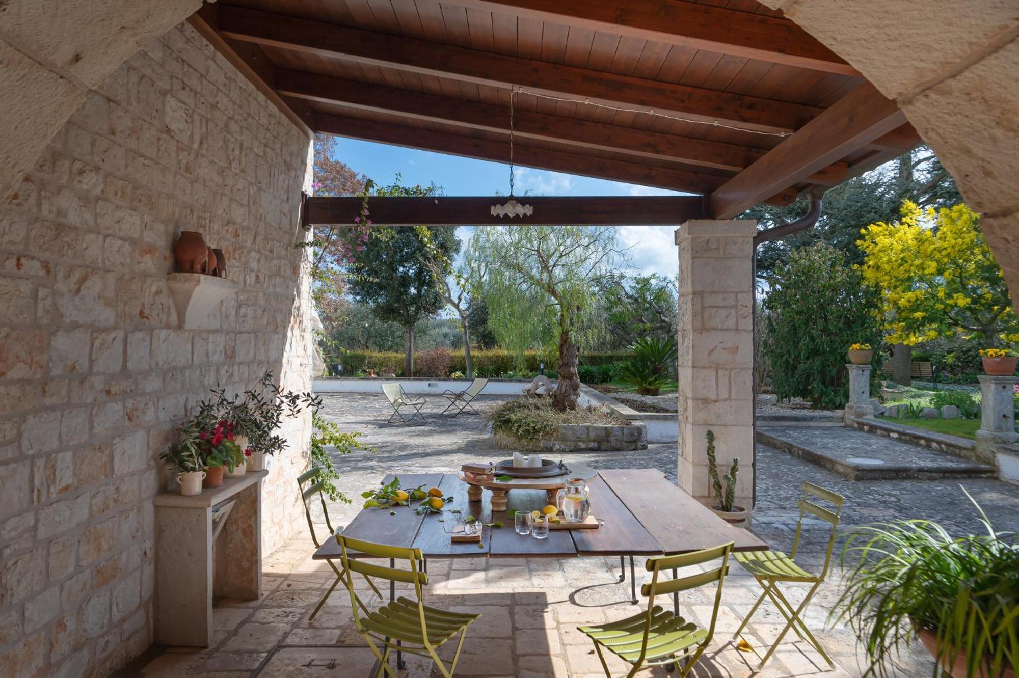 Agriturismo Masseria Aprile Locorotondo Exterior photo